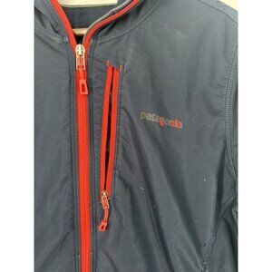 PATAGONIA Men's Levitation Grey  Zip Up Hoody Size Medium Zip Pockets